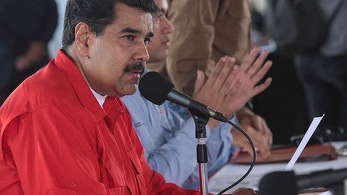 Trump\'tan Venezuela\'ya Ekonomik Yaptırım Sinyali