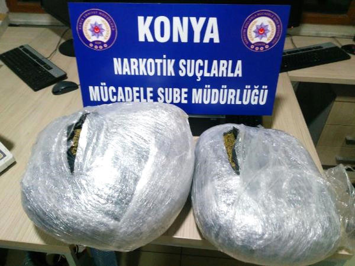 Valiz İçerisinde 10 Kilo Esrar Ele Geçirildi