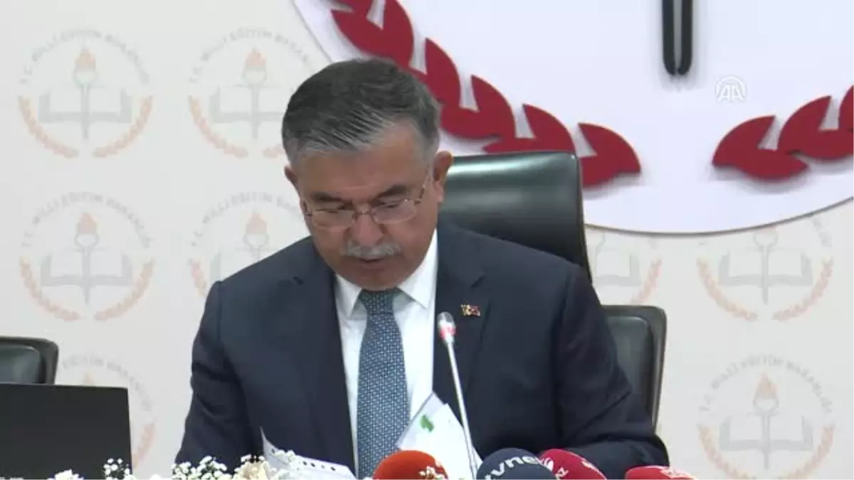 Yılmaz: "Cihat Kavramının Ne Olduğunu ve Ne Olmadığını Din Derslerinde Evlatlarımıza Vermek...