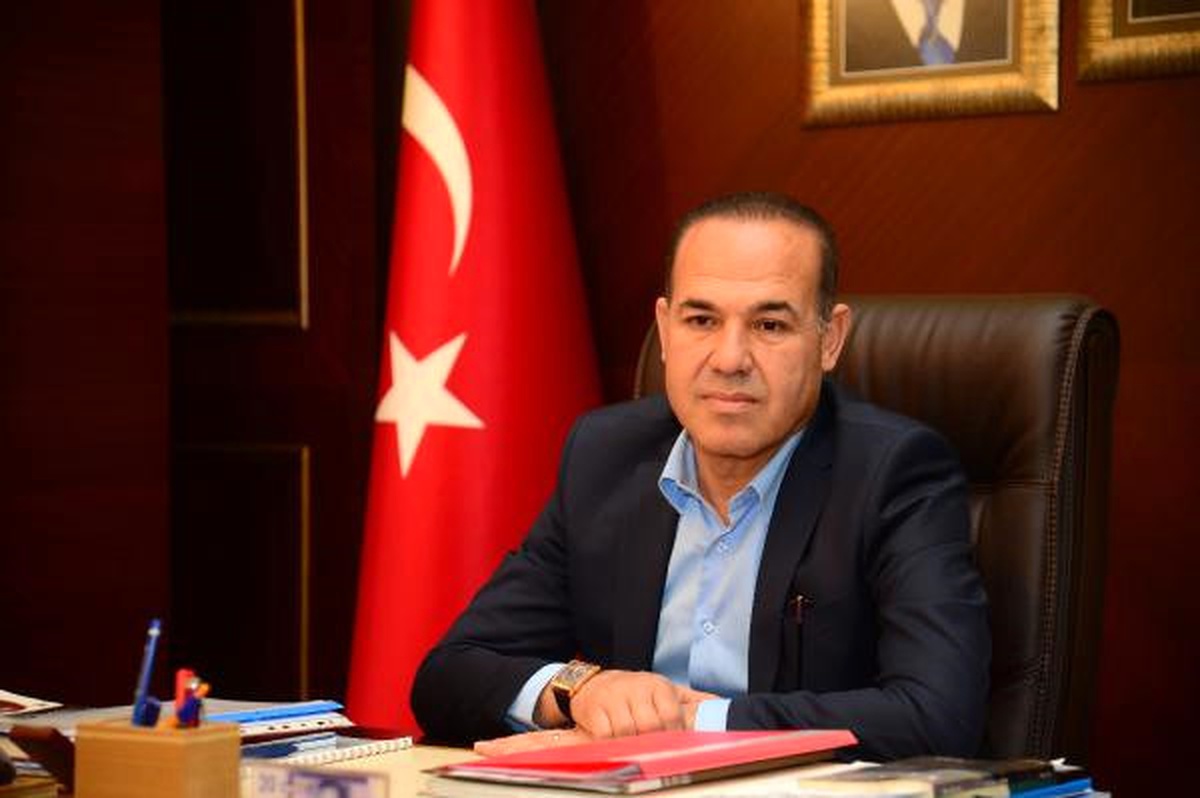 Adana Büyükşehir Başkanı Sözlü\'nün Yurtdışı Yasağı Kaldırıldı
