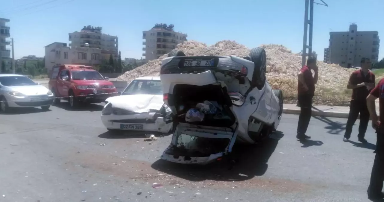 Adıyaman\'da Zincirleme Trafik Kazası: 5 Yaralı