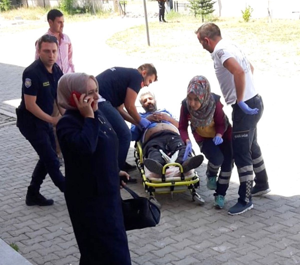 Adliye Çıkışı Silahlı Saldırı: 1 Ölü, 3 Yaralı