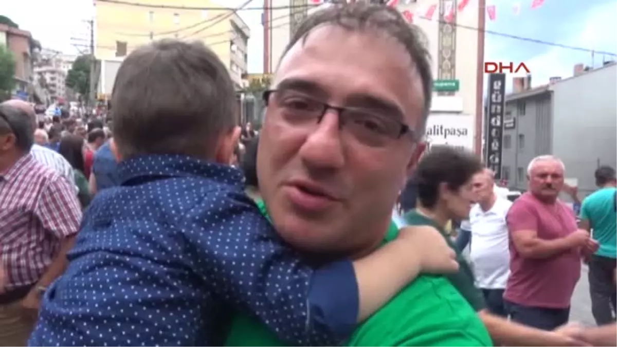 Artvin\'de, Yeşil Artvin Derneği\'nden Danıştay Kararına Tepki Eylemi