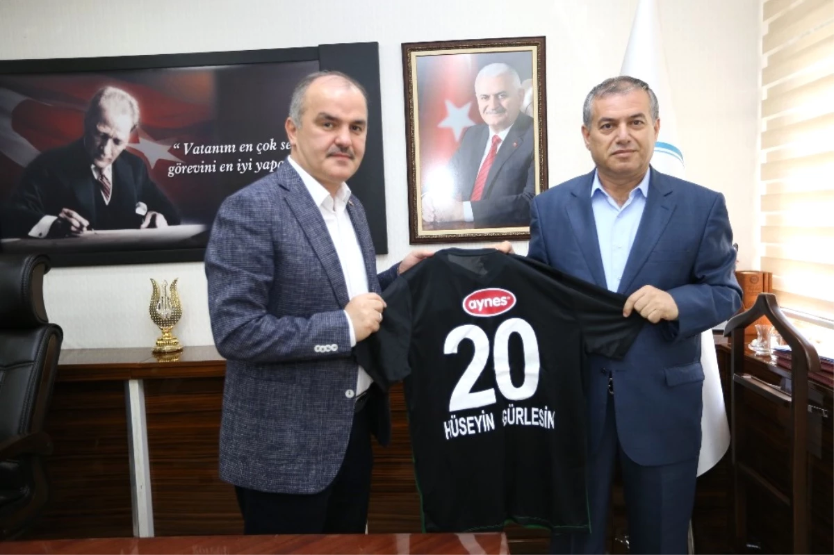 Başkan Gürlesin: "Denizlispor Süper Lig\'e Yakışır"