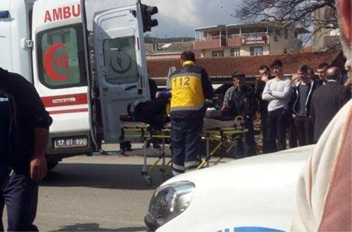 Biga\'da Trafik Kazası: 1 Yaralı