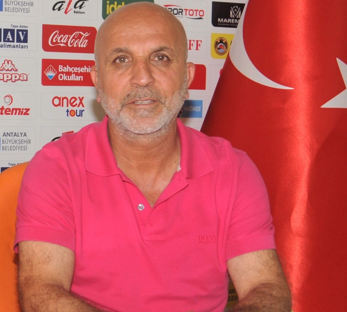 Çavuşoğlu\'dan Vagner Love Açıklaması