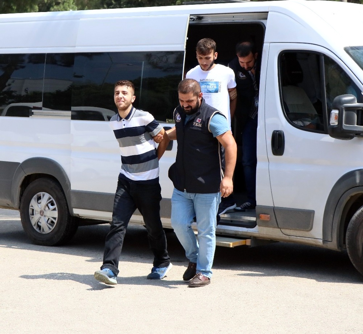 Çektikleri Video ile "Pkk\'nın Gençlik Yapılanması Kuruldu" Diyen Teröristler Tutuklandı