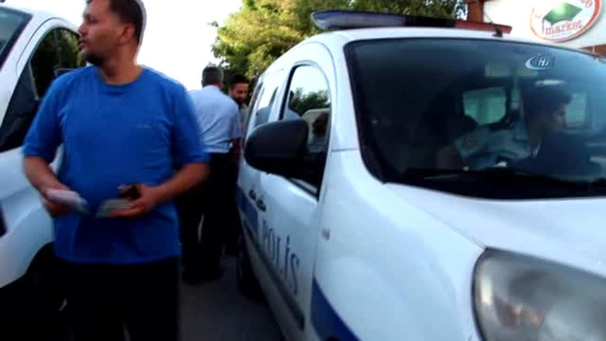 Dha Yurt - Elazığ\'da \'Hero\' Yazılı Tişört Giyen Kişi Gözaltına Alındı