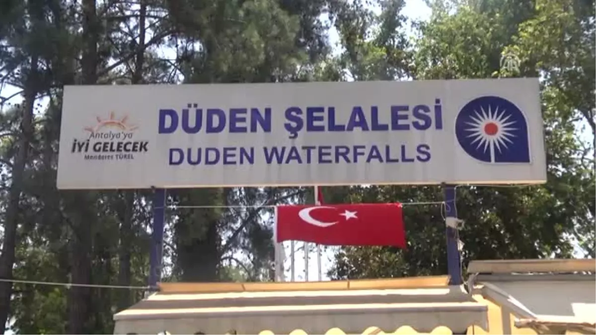 Düden Şelalesinde Su Akmaya Başladı