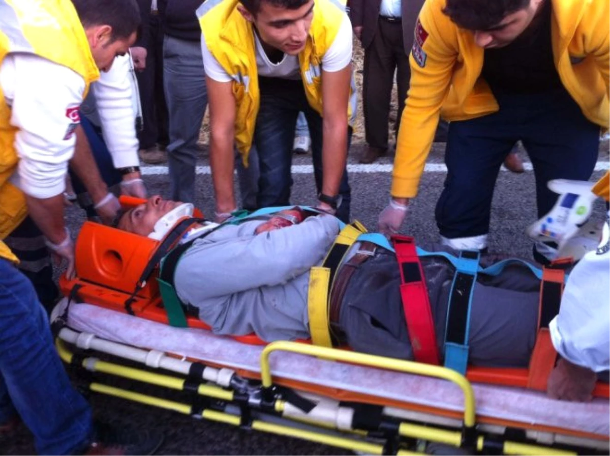Elbistan\'da Trafik Kazası: 1 Yaralı