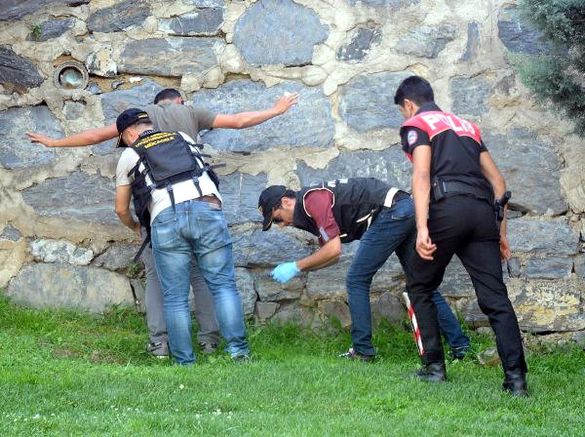 Esenler\'de Uyuşturucu Denetimi