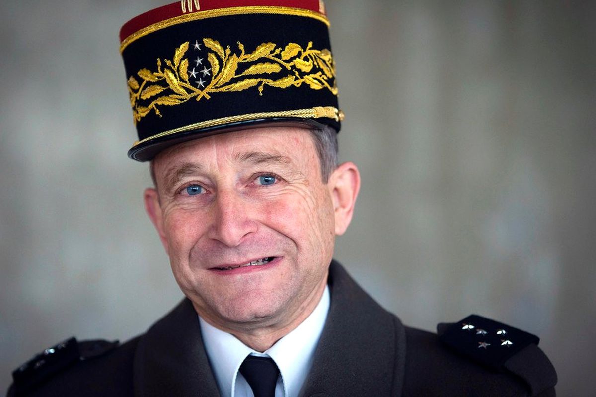 Fransa Genelkurmay Başkanı Pierre de Villiers, Cumhurbaşkanı Macron ile Tartışıp İstifa Etti