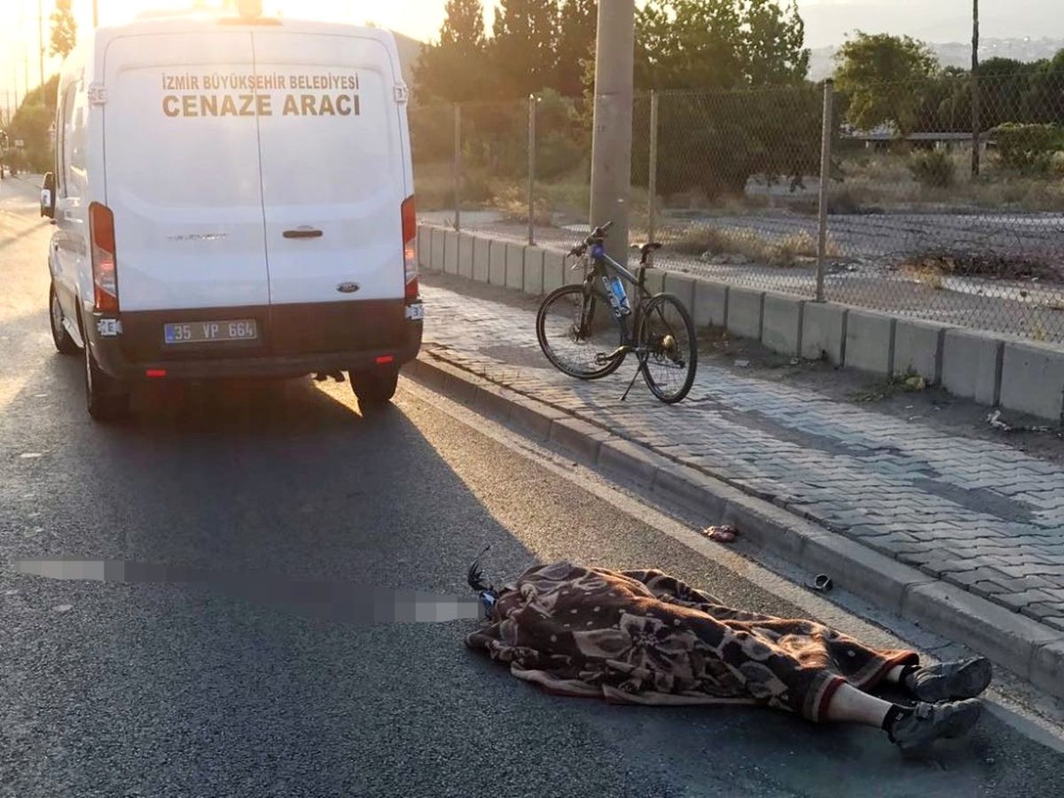 Güncelleme - İzmir\'de Trafik Kazası: 1 Ölü