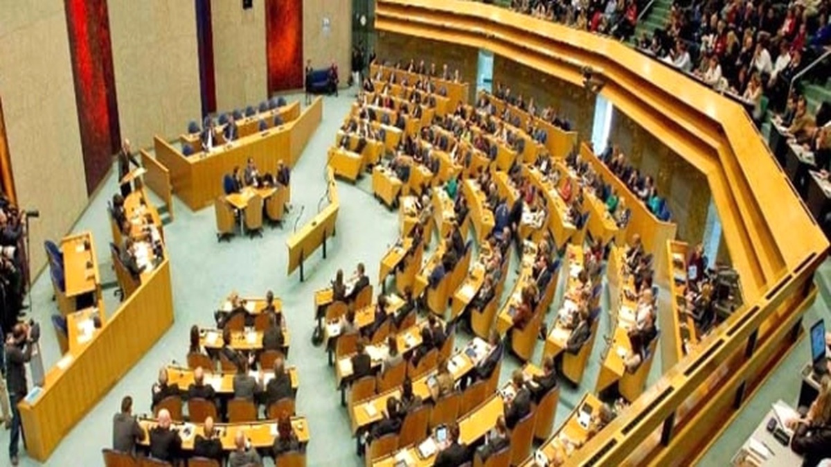 Hollanda\'da 126 Gündür Hükümet Kurulamadı