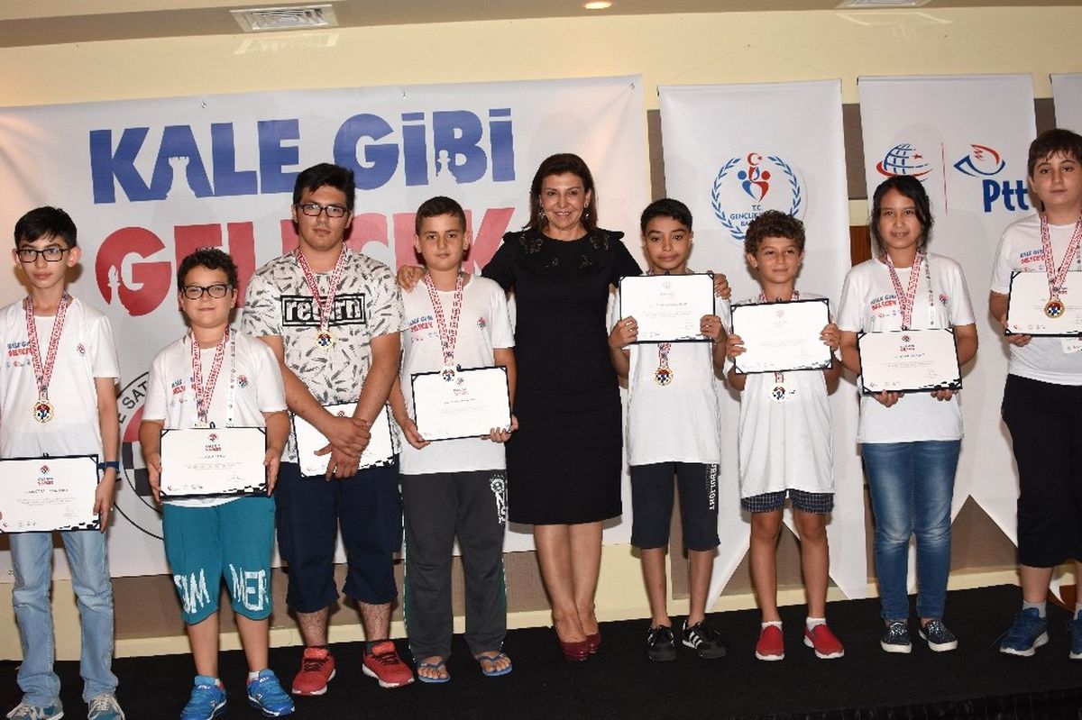 Kale Gibi Gelecek Satranç Eğitim Projesi\'nin İlk Etabı Tamamlandı