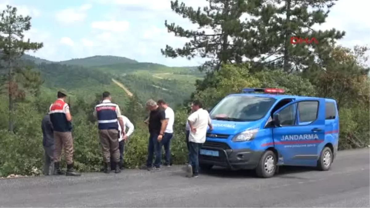 Kocaeli Ayak Bilekleri Kesilen Yaşlı Adam Yol Kenarında Bulundu