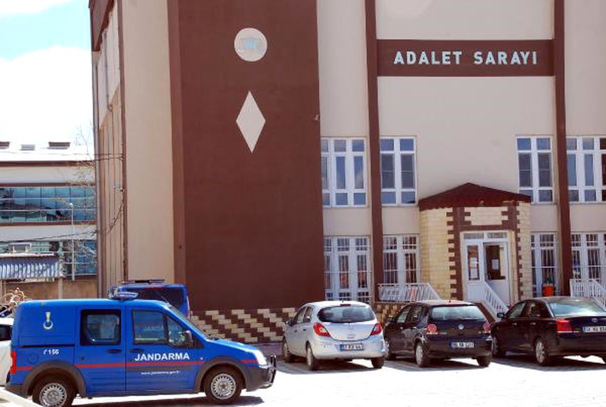 Niğde ve Aksaray\'da Uyuşturucu Operasyonu: 15 Gözaltı