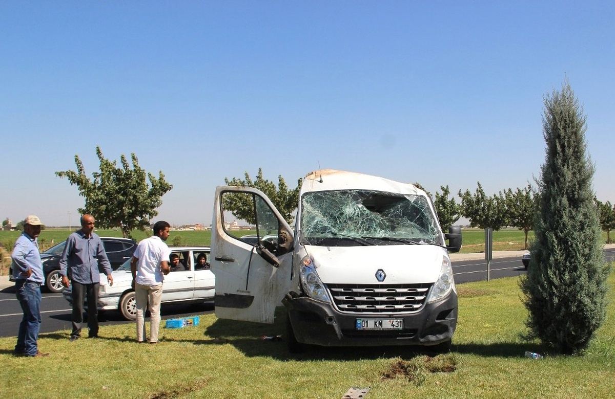 Şanlıurfa\'da Zincirleme Kaza: 4 Yaralı