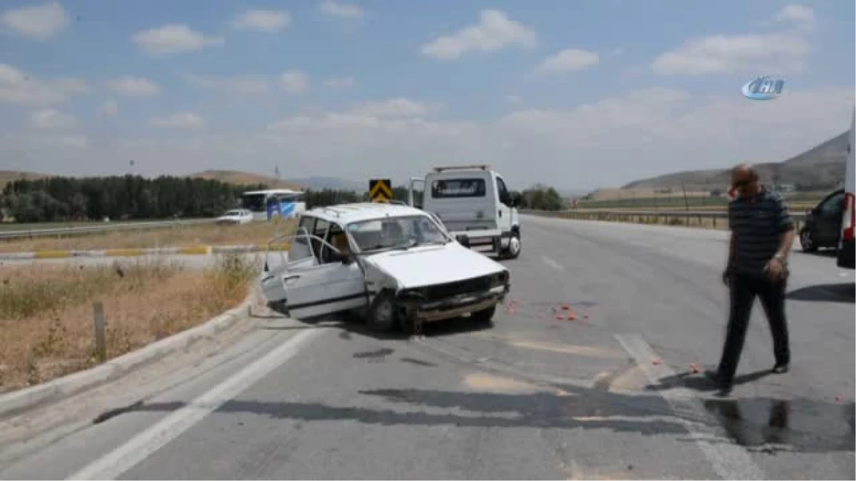 Sivas\'ta Trafik Kazası: 6 Yaralı