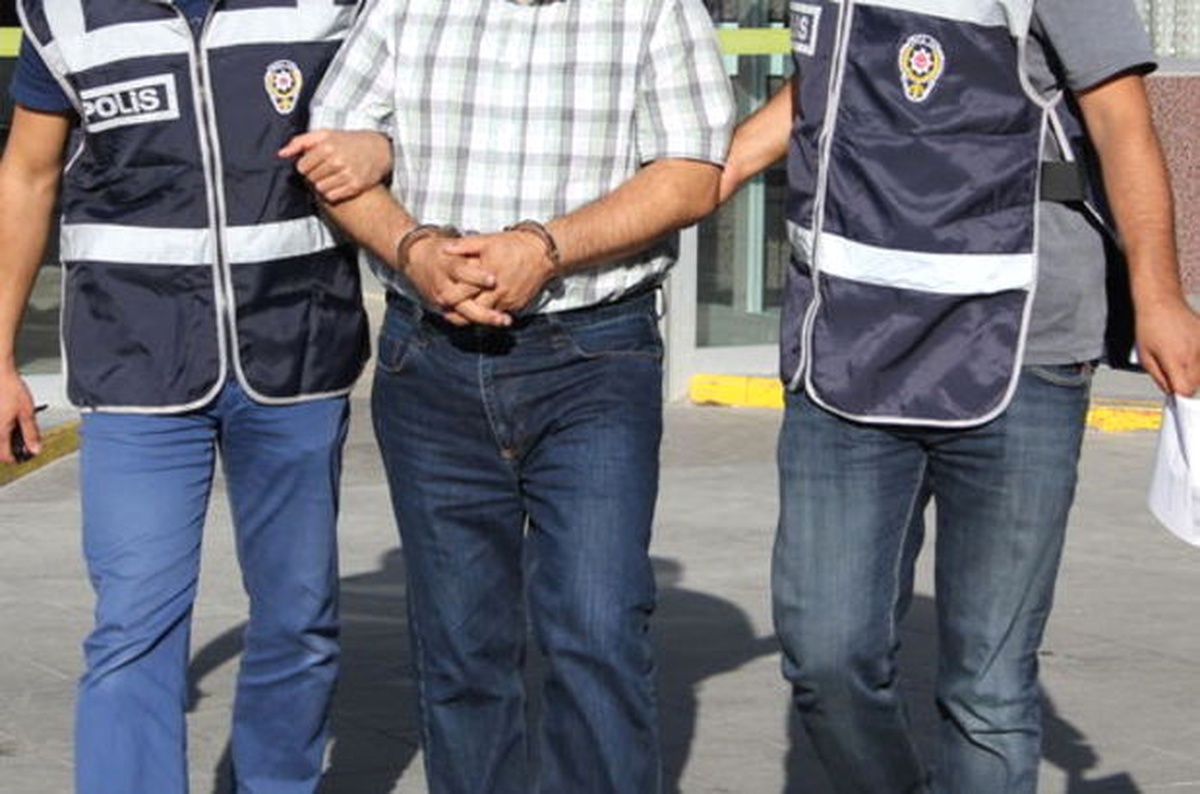 Üniversite Öğrencisine Fetö Gözaltısı