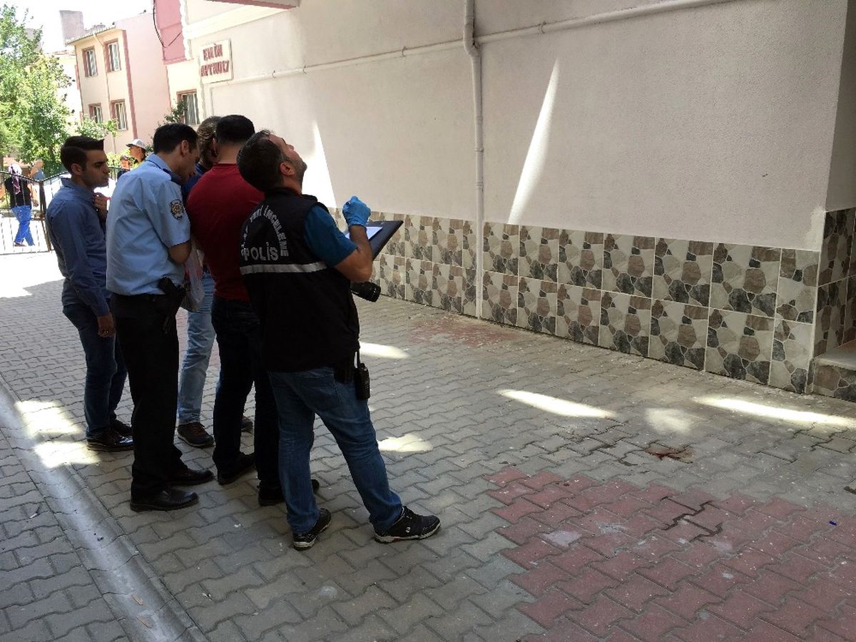 6. Kattan Düşen Çocuk Hayatını Kaybetti