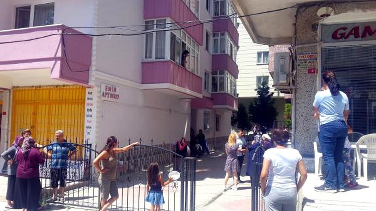 6\'ncı Kattan Düşen 14 Yaşındaki Nisa Öldü