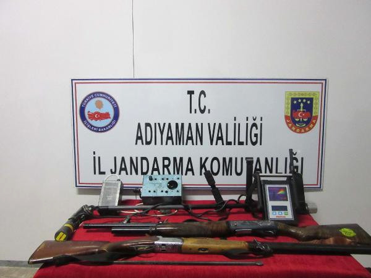 Adıyaman\'da Kaçak Kazıya 3 Gözaltı