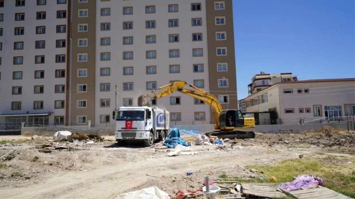 Altınşehir Mahallesine İkinci Taziye Evi Yapılıyor