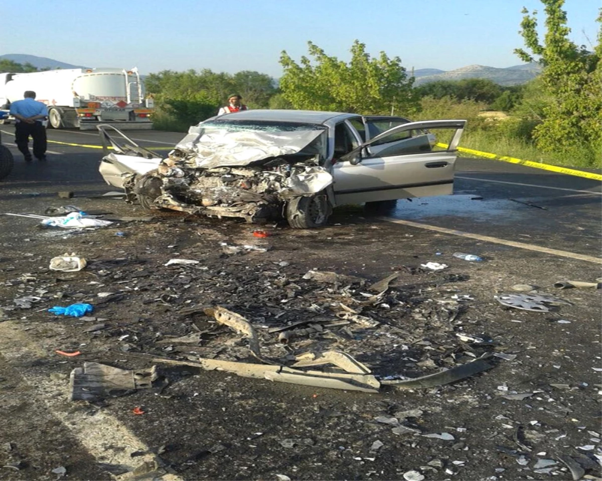 Antalya\'da 4 Kişinin Öldüğü Kazadan Dram Çıktı
