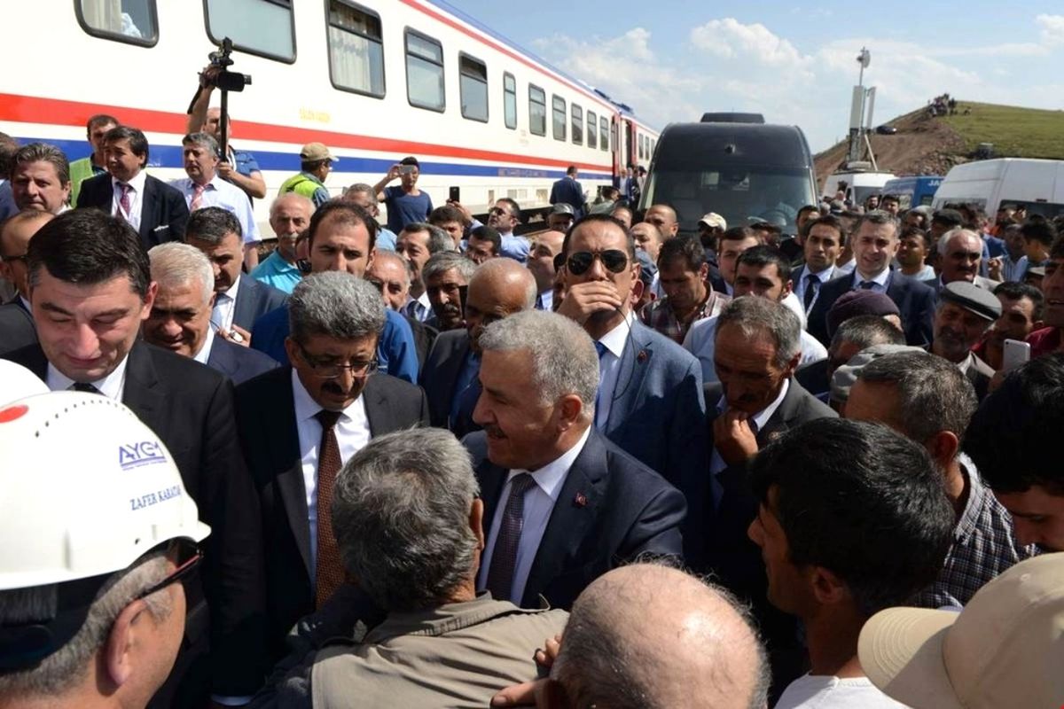 Bakan Arslan Btk Sınır Tünelinde İncelemelerde Bulundu