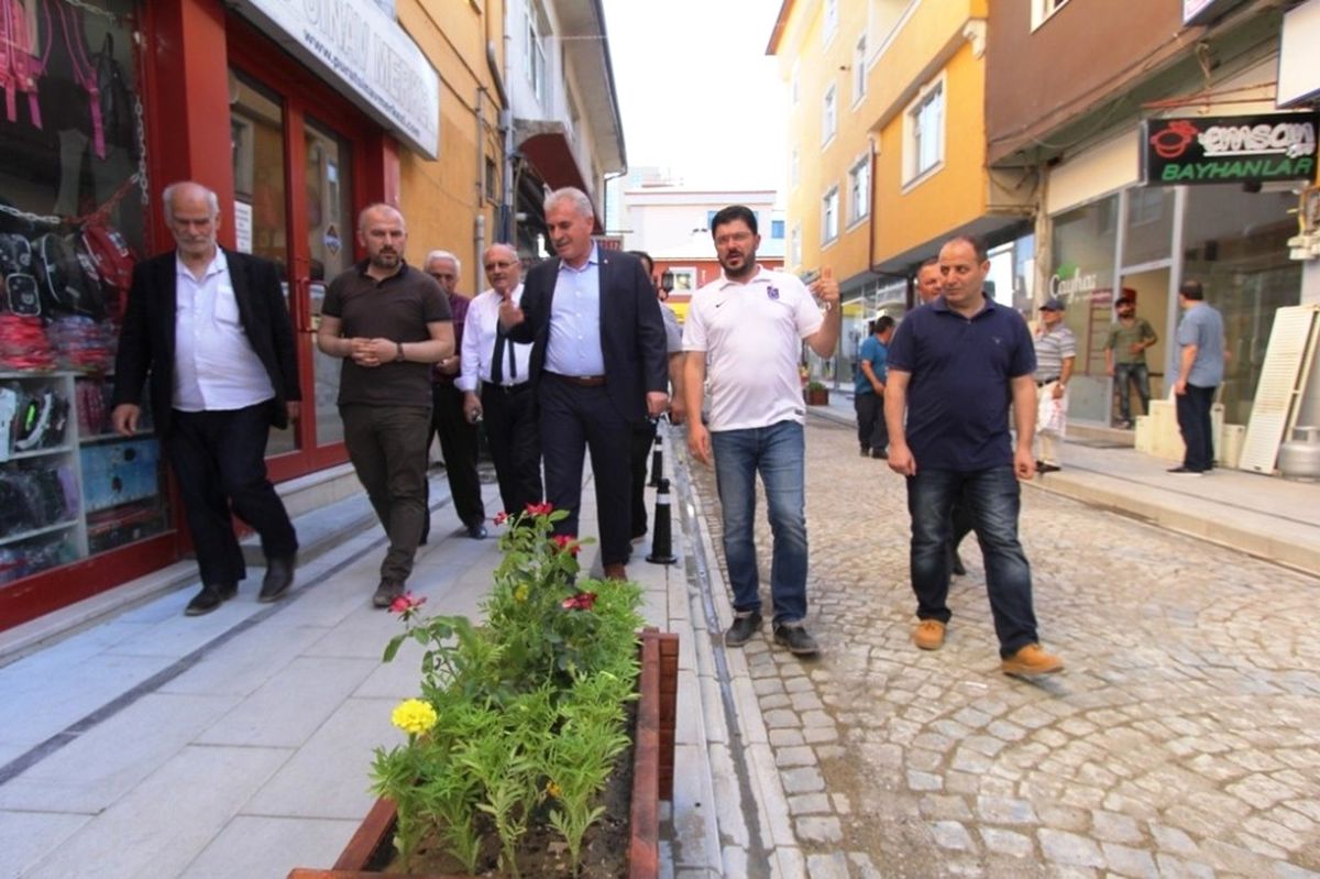 Başkan Memiş, Gazetecilerle Birlikte Hizmetleri Gezdi