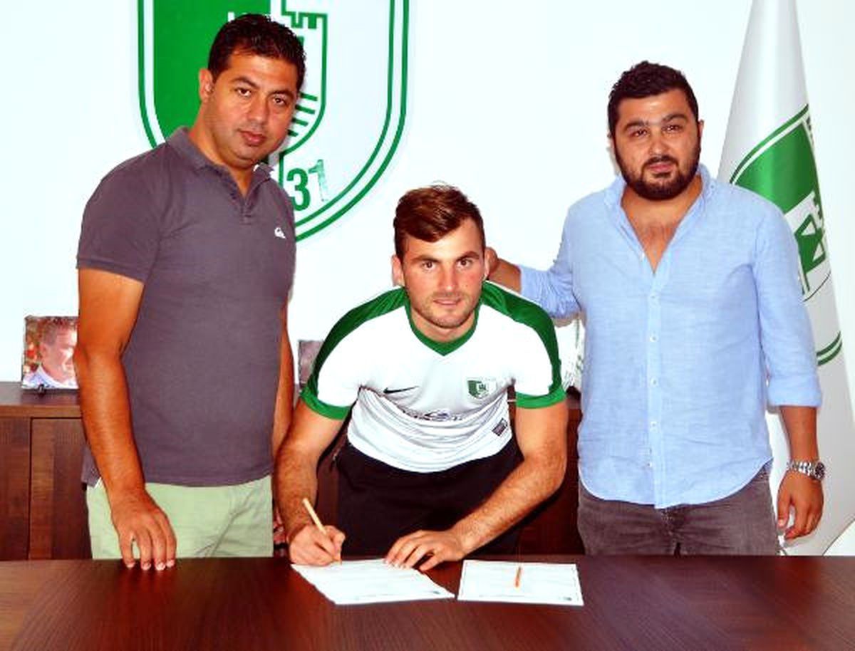 Bodrum Belediyesi Bodrumspor Özgür\'le İmzaladı