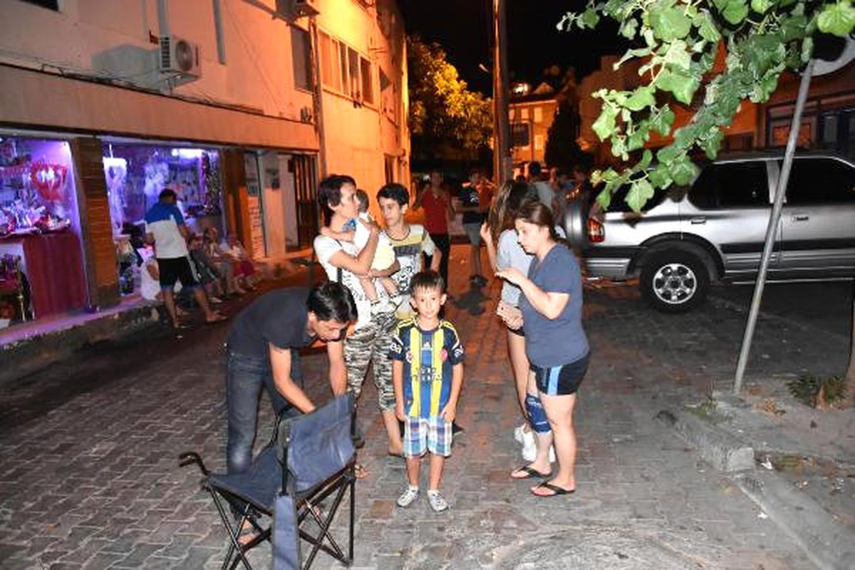 Bodrum ve Türkiye\'nin Batı Bölgesi 6.3 Büyüklüğünde Depremle Sallandı (7)