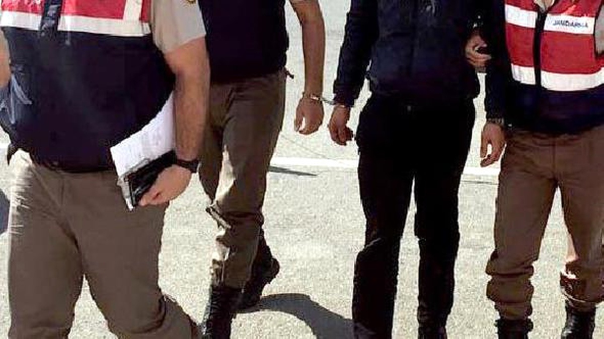 Cezaevi Firarisi Saklandığı Evinde Yakalandı