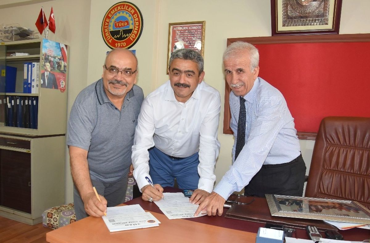 Emekli Olduğunun Ertesi Günü Tüed\'e Üye Oldu