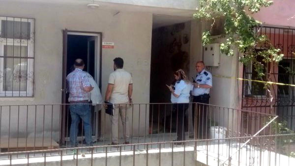 Eski Eşini Öldürdü