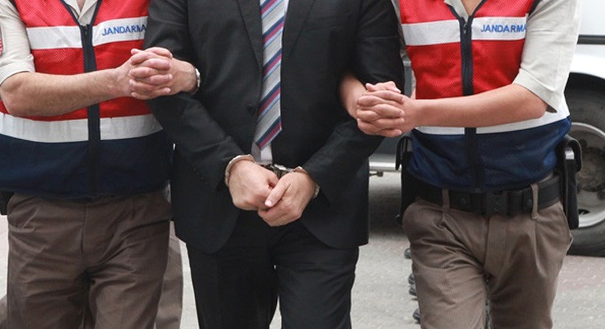 Eski Mülkiye Başmüfettişi Aksu Fetö\'den Hakim Karşısında