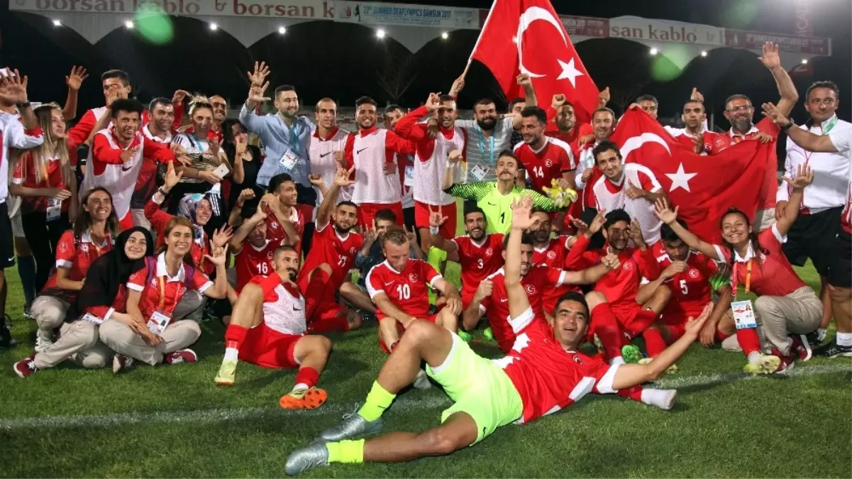 Futbol Milli Takımı Üçlemenin İlk Adımını Attı