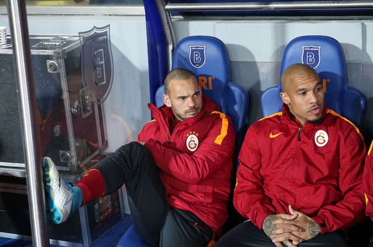 Galatasaraylı Oyuncular Florya\'ya Gelmedi