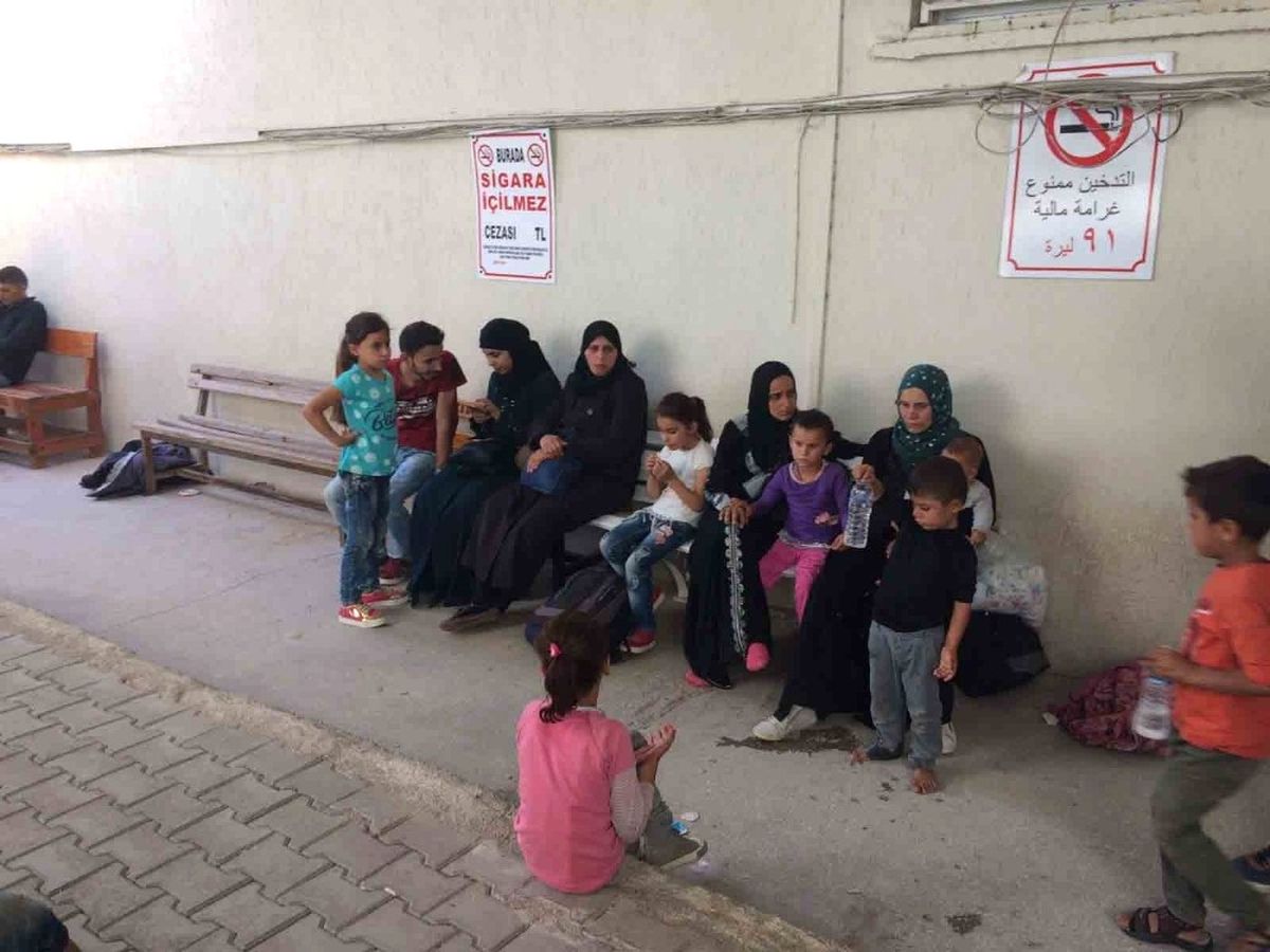 Hatay\'da 47 Kaçak Göçmen Yakalandı