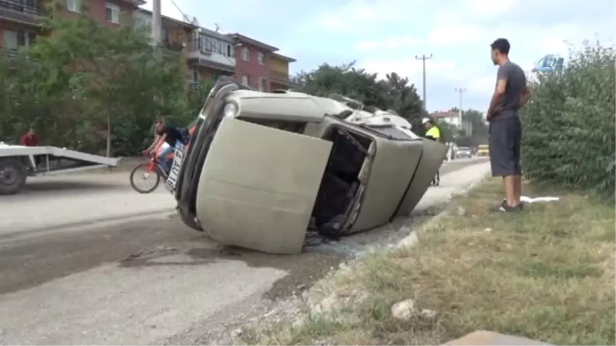 Hurdaya Dönen Araçtan Yaralı Kurtuldu