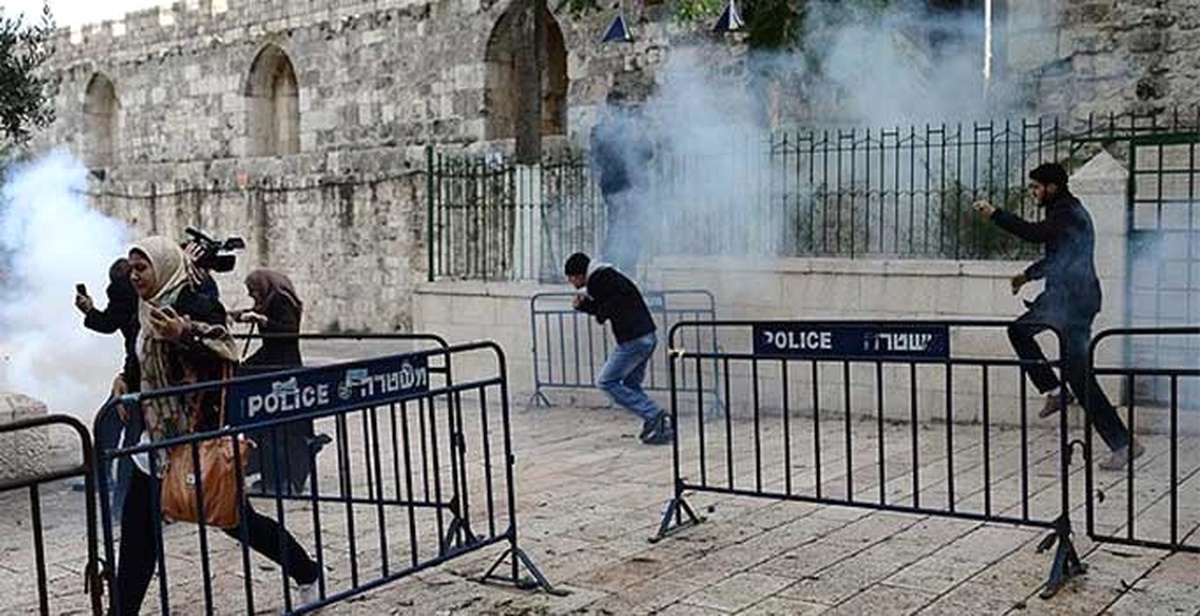 İsrail\'i Protesto Eden 22 Filistinli Yaralandı