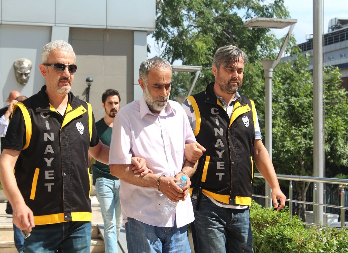 Katil Zanlısı 12 Yıl Sonra Izmaritteki Dna\'sından Yakalandı