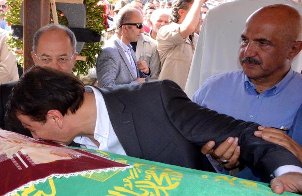 Recep Akdağ: Almanlar Yanlış Yapıyor