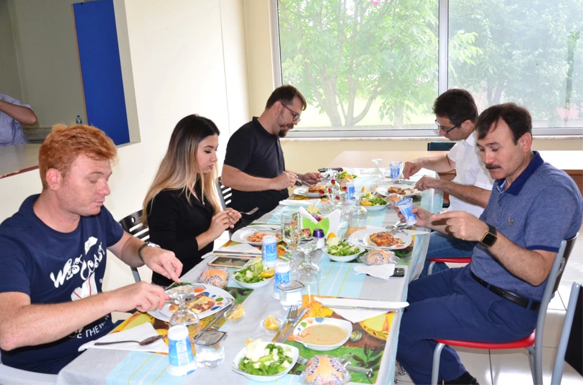 Şizofreni Hastaları Yemek Yaparak Şifa Buluyor