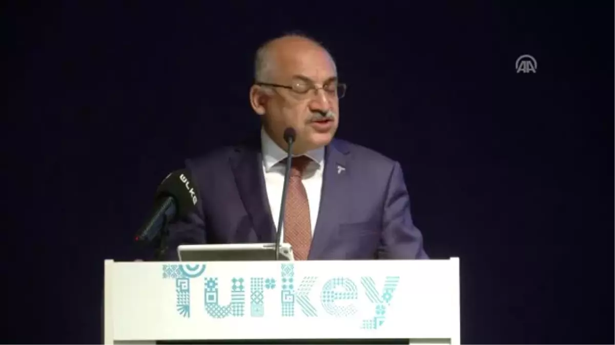 Tim Başkanı Büyükekşi: "Şu Ana Kadar 4 Bin 400 Ihracatçımız Yeşil Pasaport Sahibi Oldu"