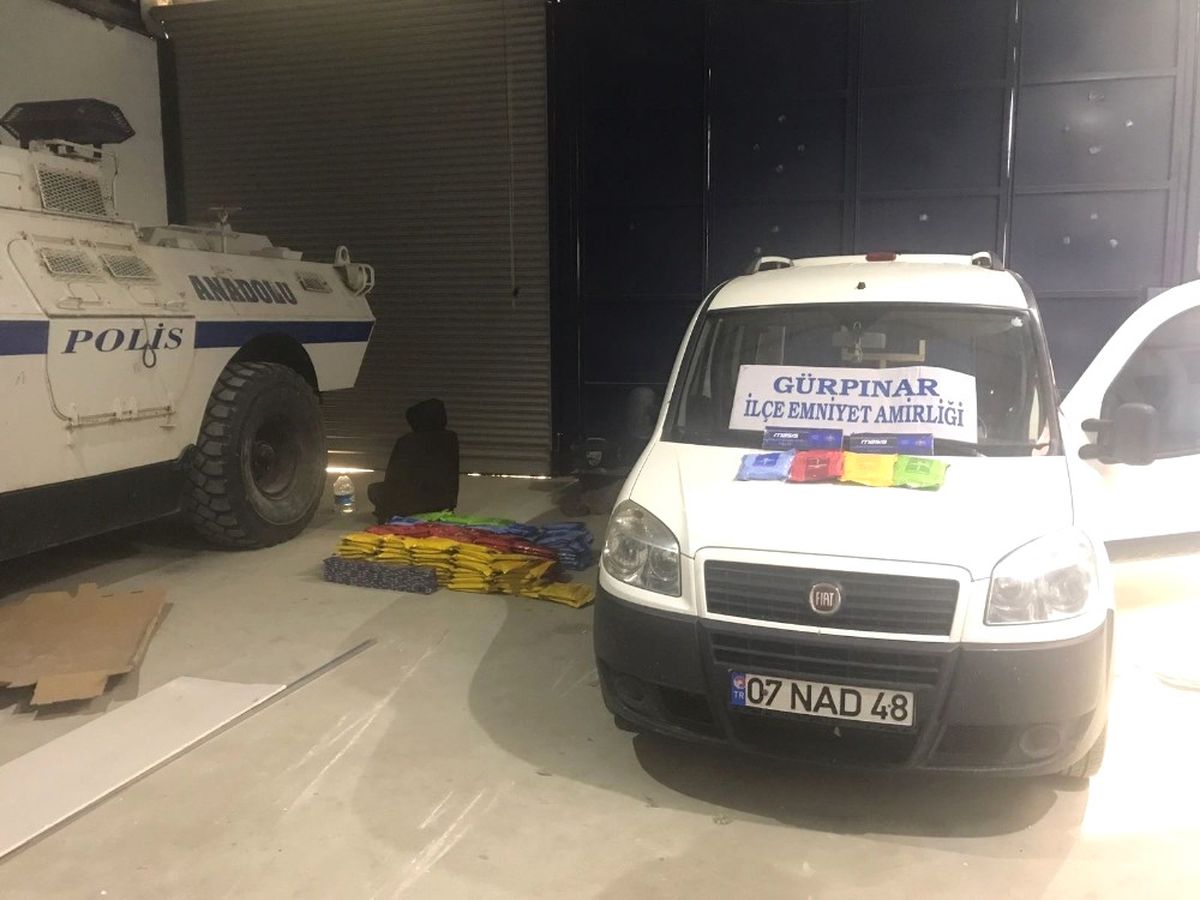 Van\'da Kaçak Sigara ve Tütün Operasyonu