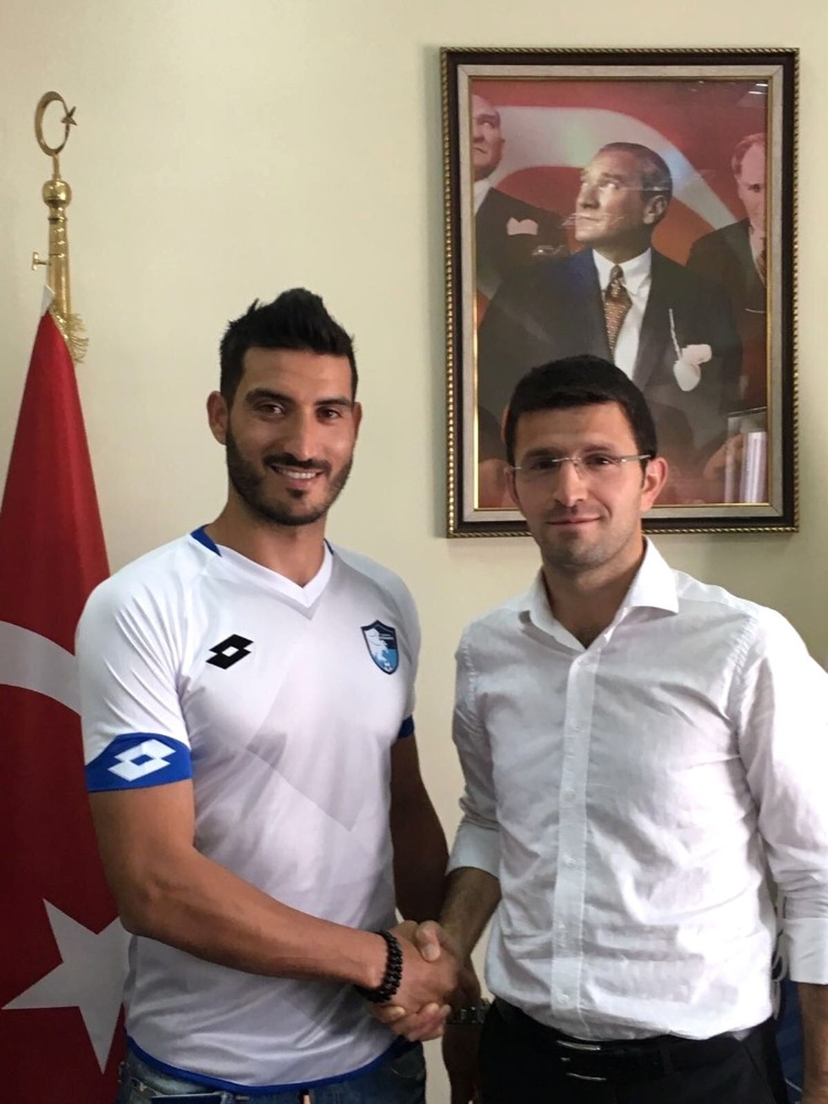 Younes, Bb. Erzurumspor\'da