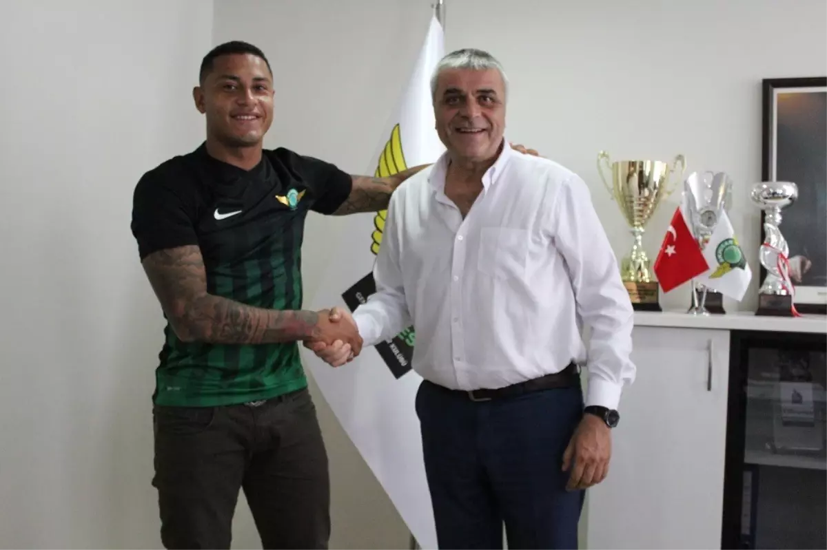 Akhisar Belediyespor, Henrique\'yi Renklerini Bağladı