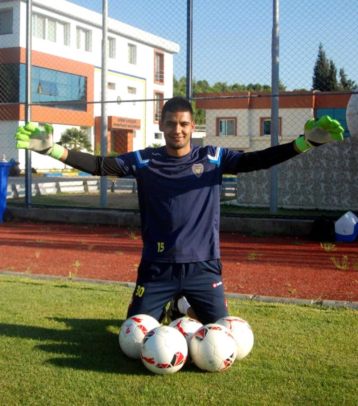 Bucaspor\'da Kaleci Mert\'e Talip Çıktı